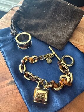 Michael Kors Gold and Tortoiseshell Link Bracelet with Padlock Charm